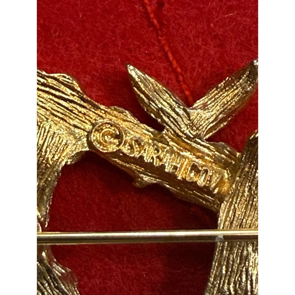 Vintage Sarah Coventry Bamboo brooch pin‎ gold tone